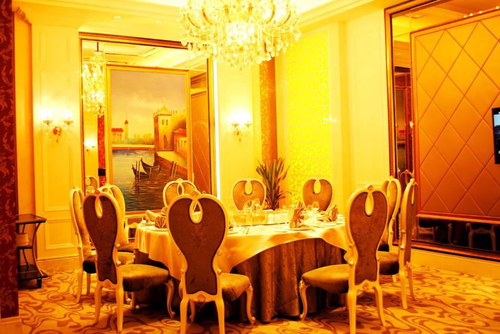 Datong Weidu International Hotel Ngoại thất bức ảnh