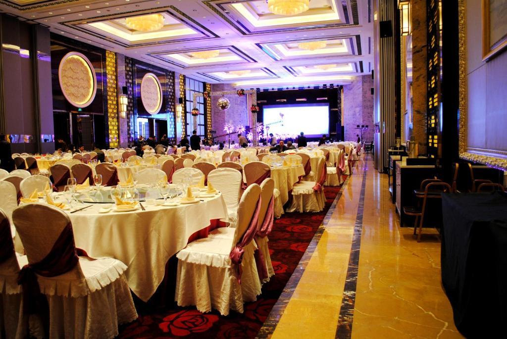Datong Weidu International Hotel Ngoại thất bức ảnh