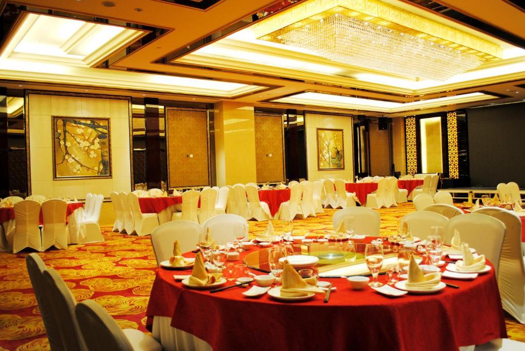 Datong Weidu International Hotel Ngoại thất bức ảnh